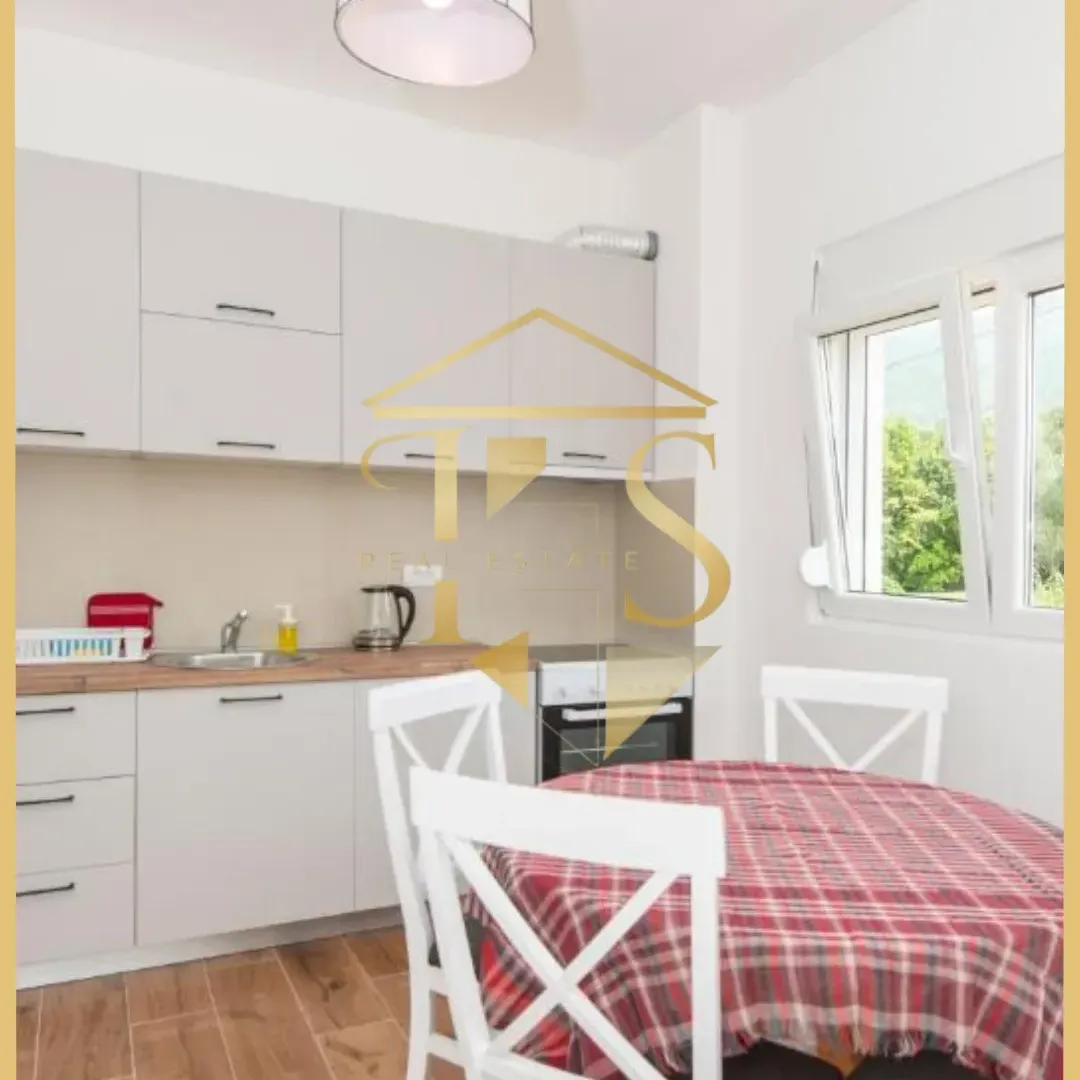 Izdavanje, jednosoban stan, 45m², Radanovići, Kotor