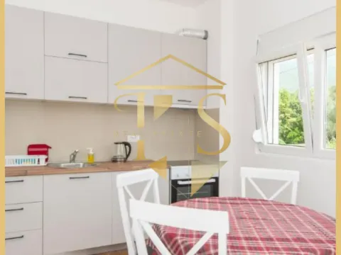 Rent, one bedroom apartment, 45m², Radanovići, Kotor - image 2