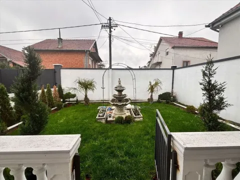 Prodaja, kuća, 222m², Borča Sve Podlokacije, Beograd - image 7