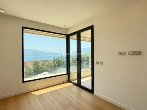 Sale, two bedroom apartment, 103m², Donja Lastva, Tivat - image 2