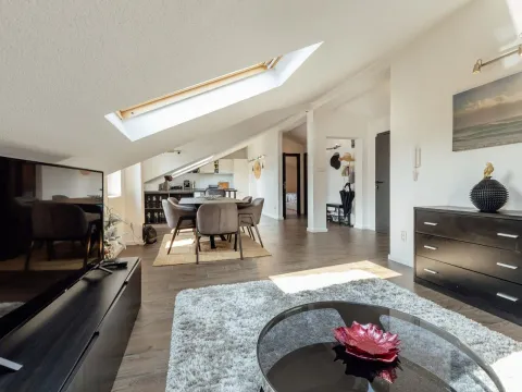 Sale, two bedroom apartment, 82m², Dobrota, Kotor - image 6