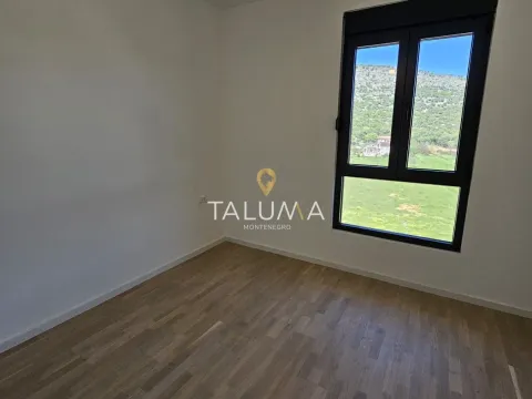 Sale, one bedroom apartment, 37m², Tološi, Podgorica - image 3