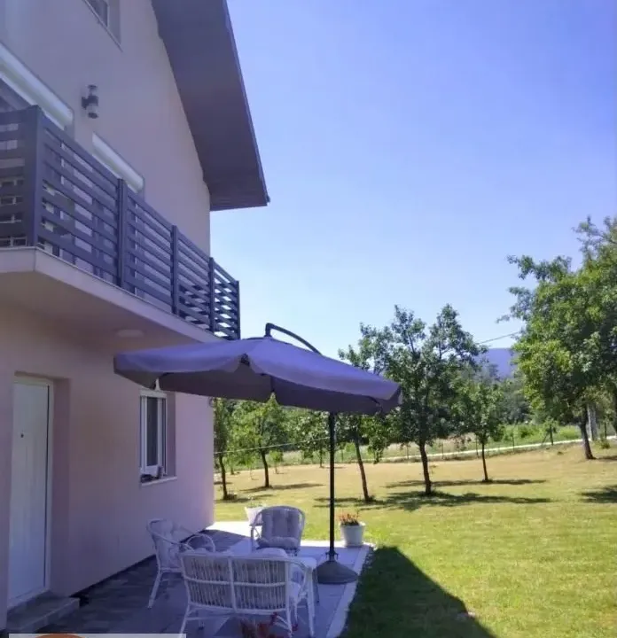 Prodaja, kuća, 180m², Gračac, Vrnjačka Banja