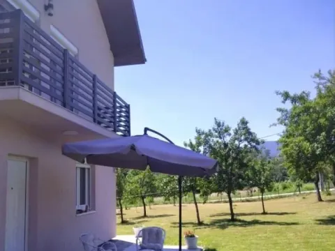 Sale, house, 180m², Gračac, Vrnjačka Banja
