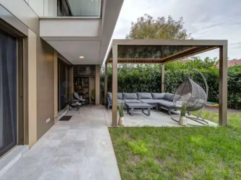 Prodaja, trosoban stan, 157m², Autokomanda, Voždovac Sve Podlokacije - image 11