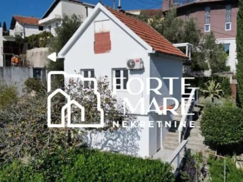 Prodaja, kuća, 40m², Sušćepan, Herceg Novi - image 1