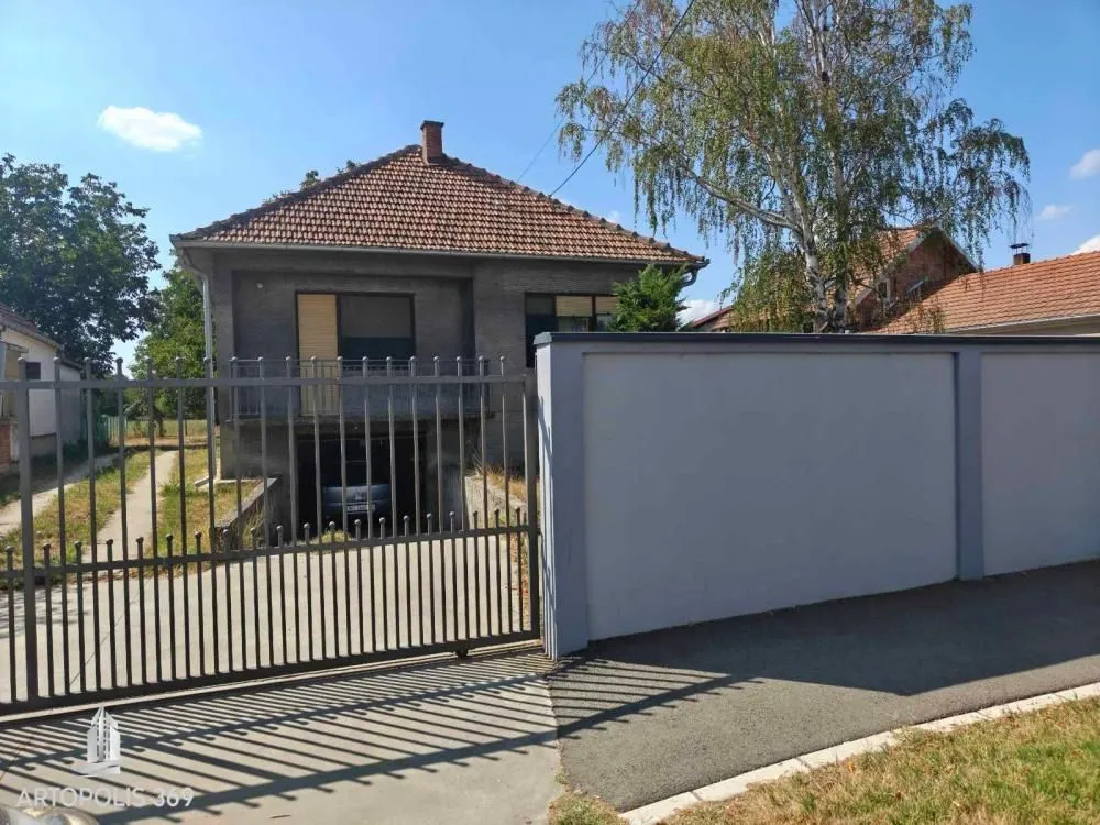 Sale, house, 155m², Dobanovci, Surčin