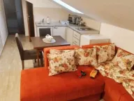 Izdavanje, jednosoban stan, 350m², City Kvart, Podgorica - image 3