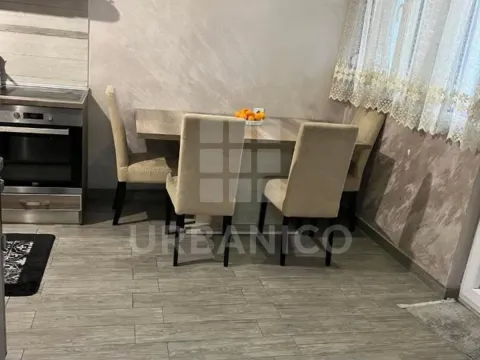 Rent, three bedroom apartment, 100m², Pejton, Podgorica - image 2