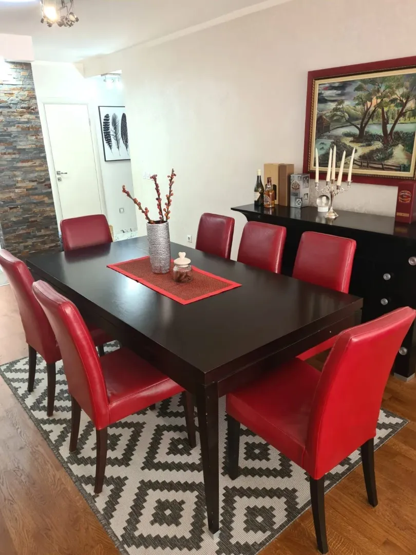 Prodaja, četvorosoban stan, 92m², Budva, Crna Gora