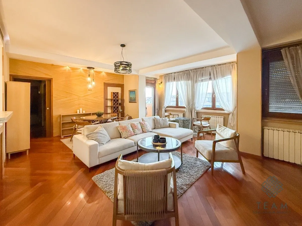 Izdavanje, dvosoban stan, 90m², Stari Aerodrom, Podgorica