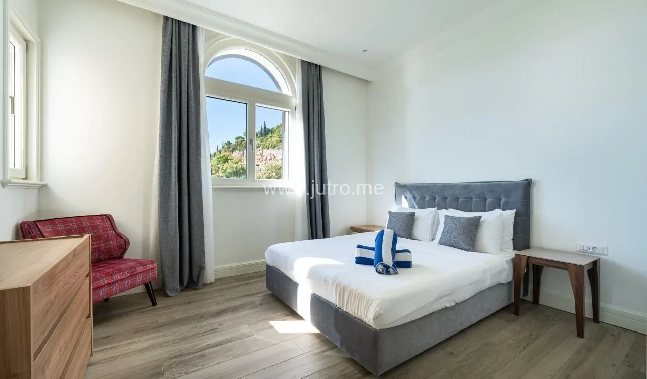 Prodaja, dvosoban stan, 113m², Luštica Bay, Tivat