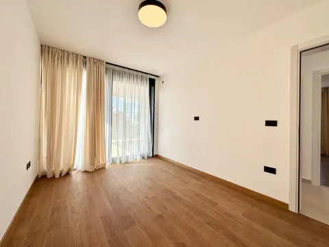 Prodaja, kuća, 220m², Gornja Gorica, Podgorica - image 6