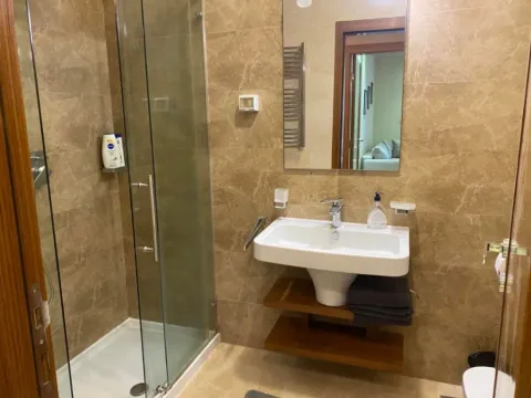 Izdavanje, dvosoban stan, 63m², Centar, Podgorica - image 11