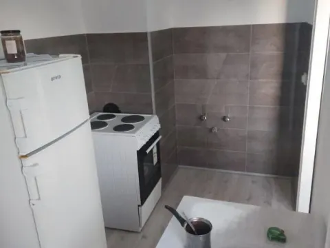 Izdavanje, trosoban stan, 78m², Liman 3, Novi Sad Sve Podlokacije - image 12