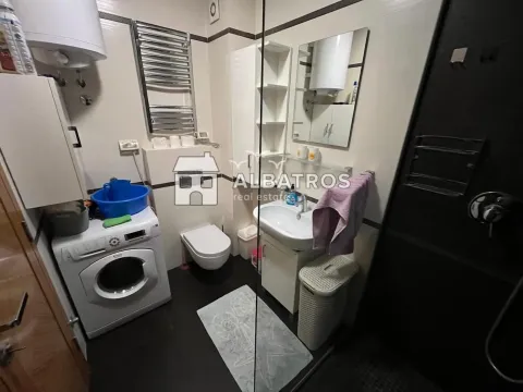 Izdavanje, jednosoban stan, 45m², Centar, Bar - image 10