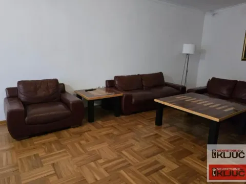 Rent, house, 250m², Sajmište, Novi Sad - image 15