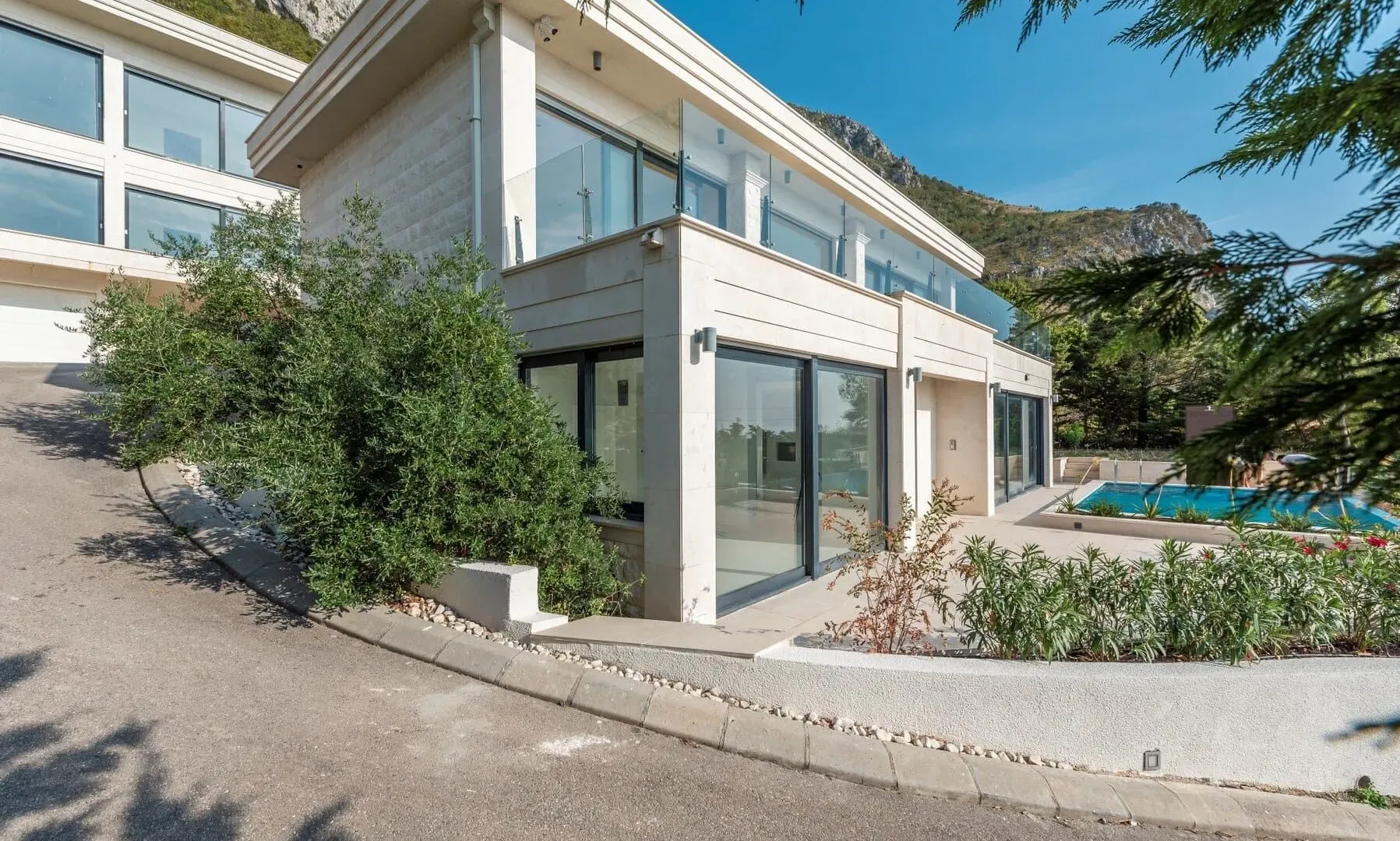 Sale, house, 327m², Tudorovići, Budva