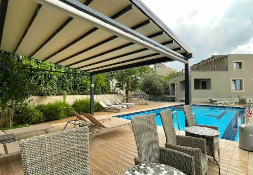 Prodaja, trosoban stan, 85m², Dobrota, Kotor