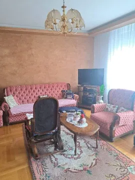 Prodaja, trosoban stan, 70m², Zvezdara Sve Podlokacije, Beograd - image 2