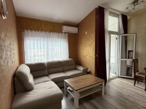 Sale, two bedroom apartment, 65m², Centar, Bar