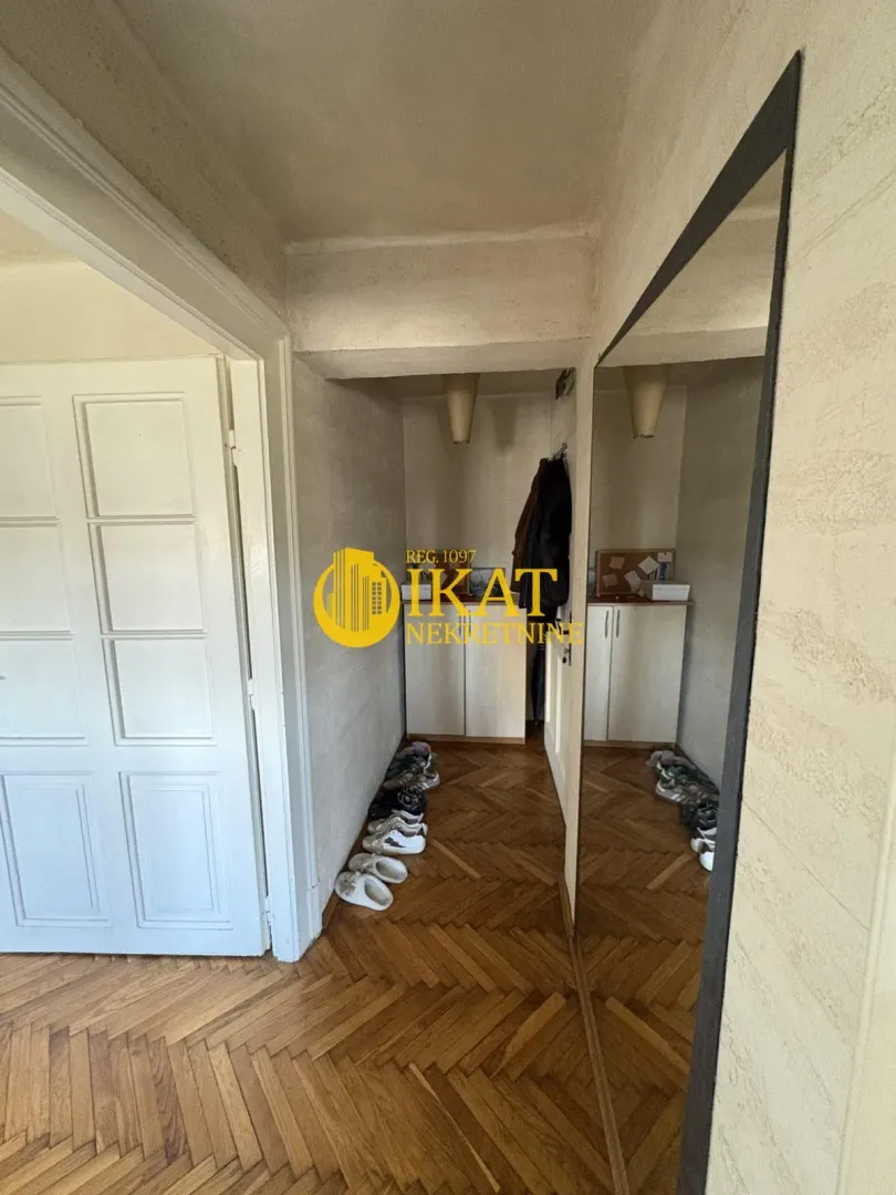 Rent, one bedroom apartment, 43m², Južni Bulevar, Vračar Sve Podlokacije