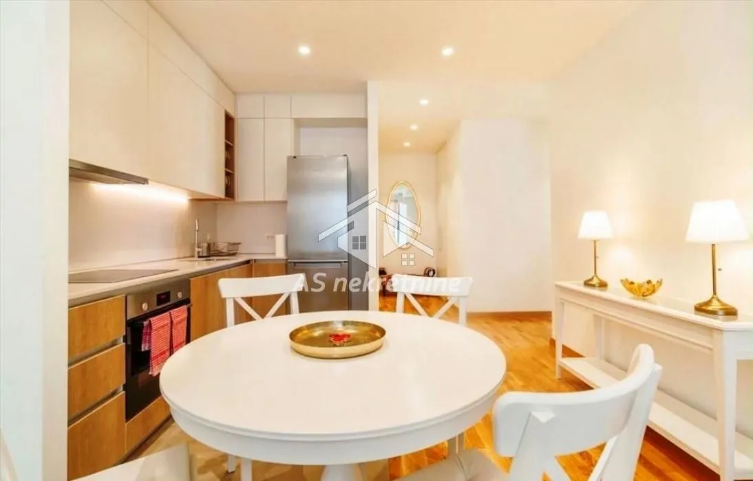 Rent, three bedroom apartment, 86m², Savski Venac, Beograd
