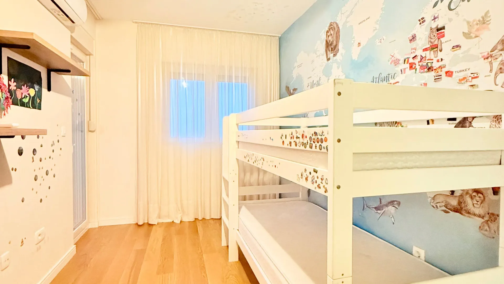 Rent, three bedroom apartment, 94m², Central Point, Podgorica