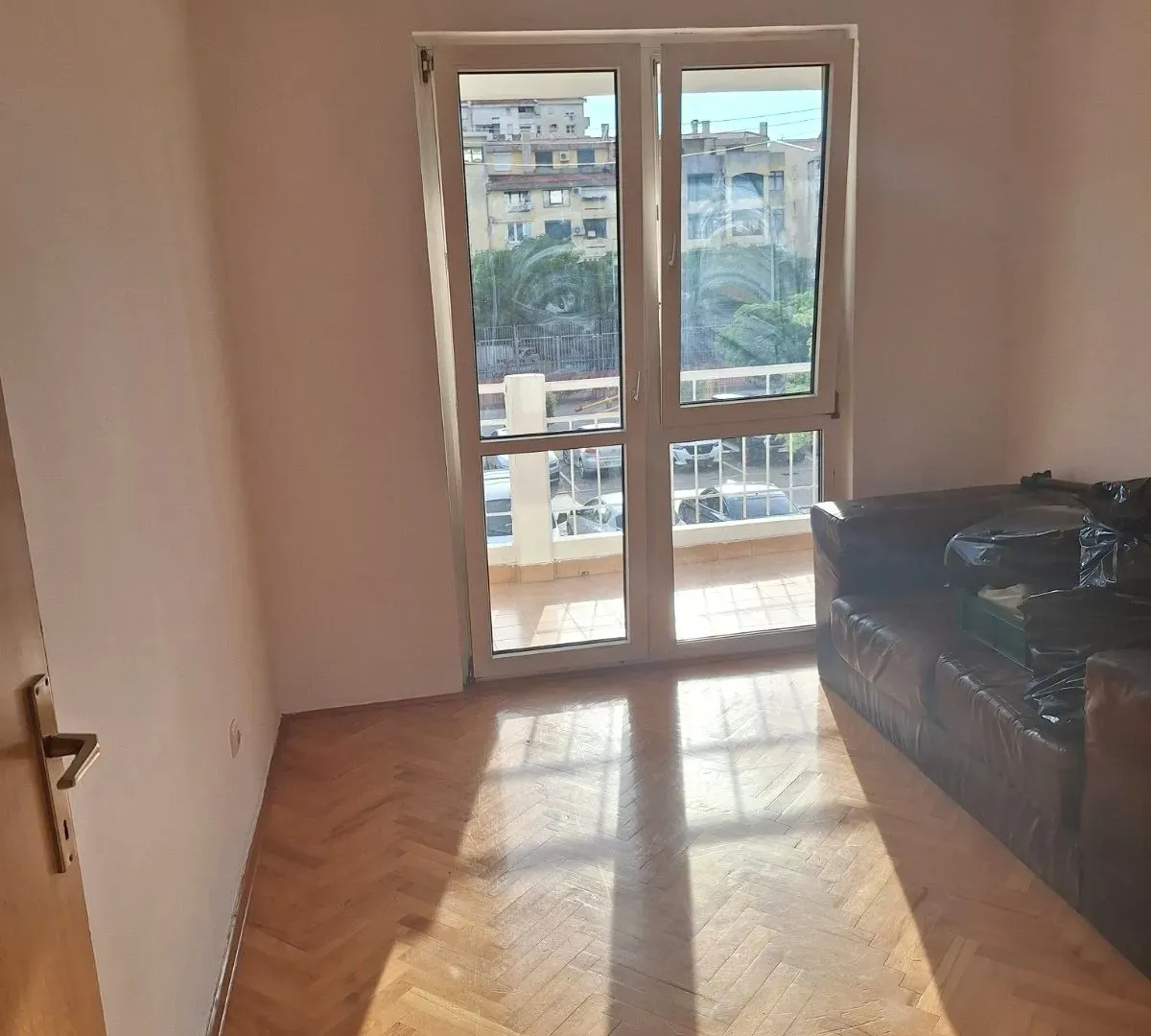 Rent, two bedroom apartment, 73m², Makedonsko naselje, Bar