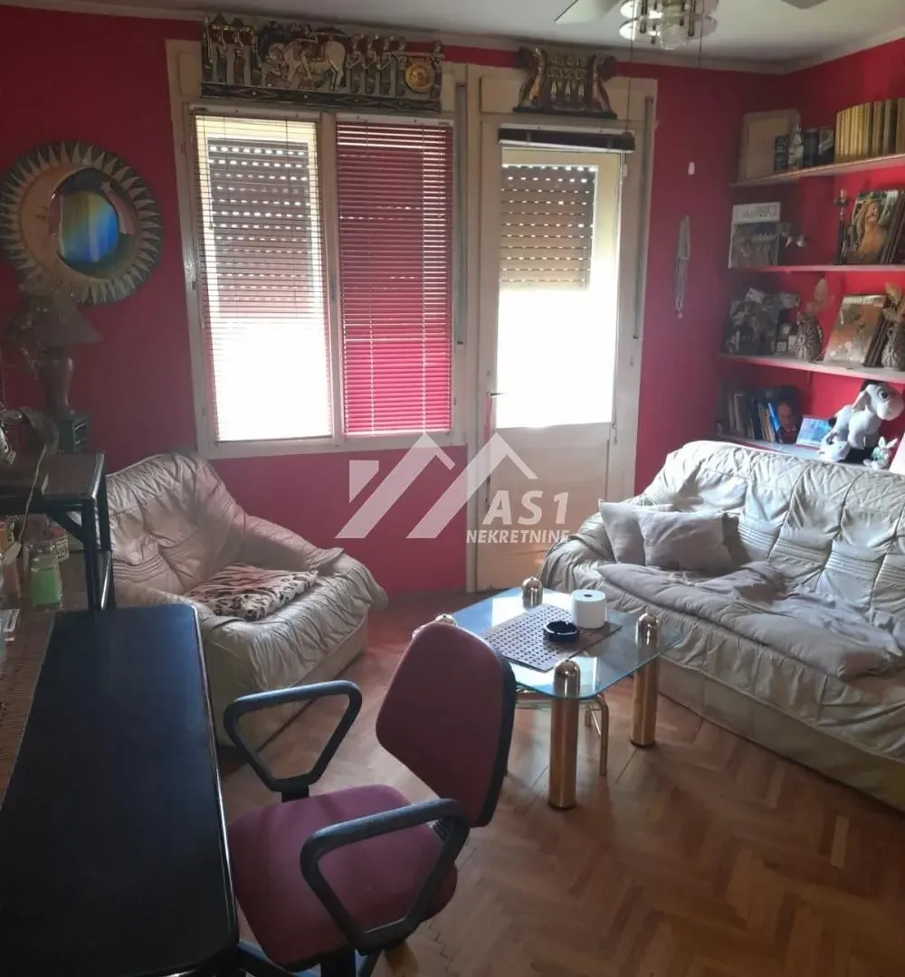 Prodaja, kuća, 266m², Futog, Novi Sad Sve Podlokacije