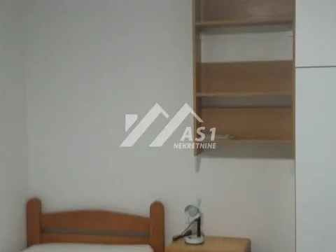 Izdavanje, stan, 20m², Sajam, Novi Sad Sve Podlokacije - image 2