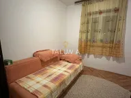 Rent, three bedroom apartment, 130m², Tološi, Podgorica - image 3