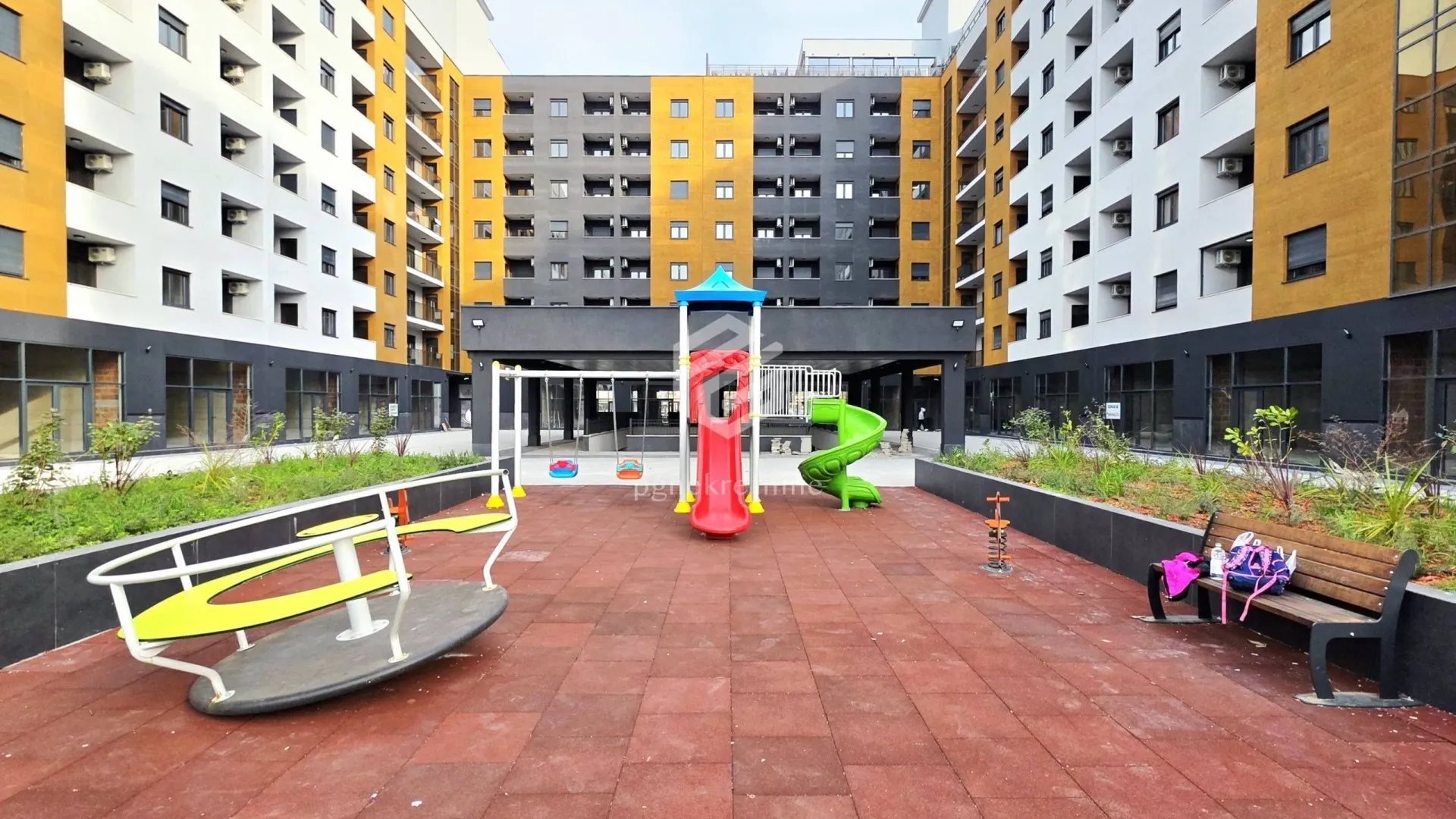 Prodaja, jednosoban stan, 43m², Stari Aerodrom, Podgorica