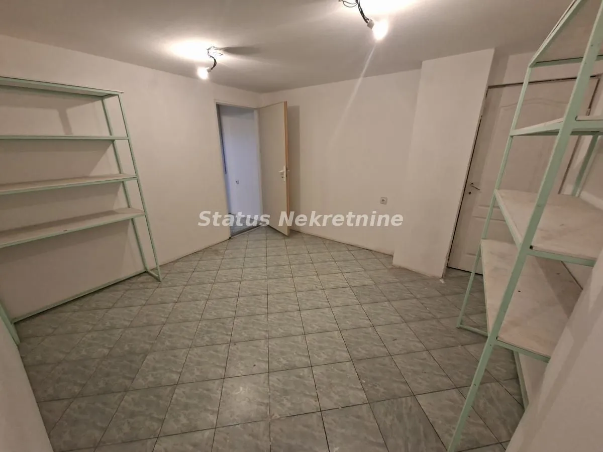 Rent, office space, 94m², Rotkvarija, Novi Sad Sve Podlokacije