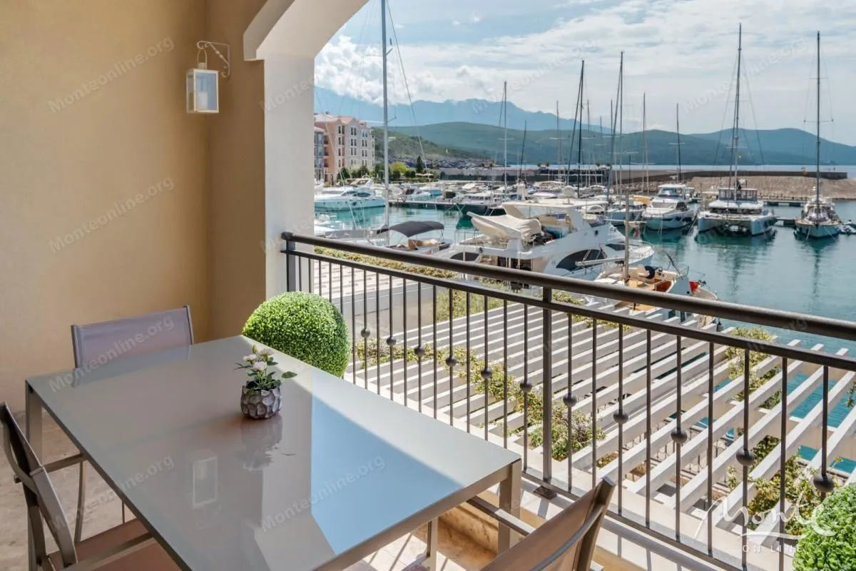 Prodaja, garsonjera, 46m², Luštica Bay, Tivat