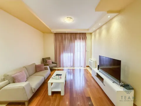 Rent, two bedroom apartment, 75m², Centar, Podgorica - image 2