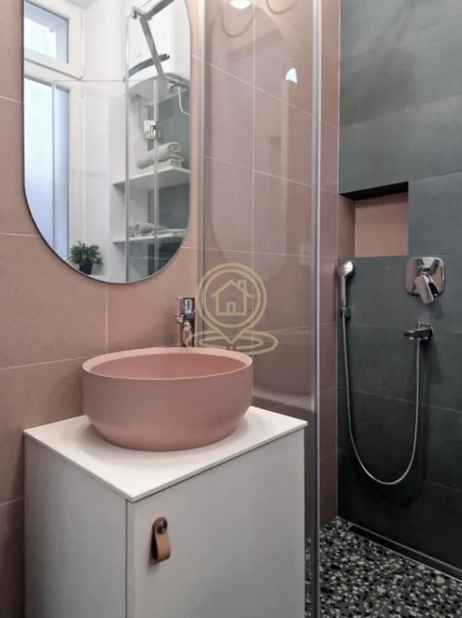Rent, one bedroom apartment, 21m², Kalenić Pijaca, Vračar Sve Podlokacije