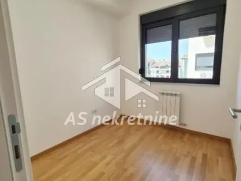 Izdavanje, trosoban stan, 54m², Čukarica, Beograd - image 8