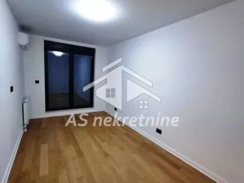 Izdavanje, trosoban stan, 72m², Crveni Krst, Beograd - image 5