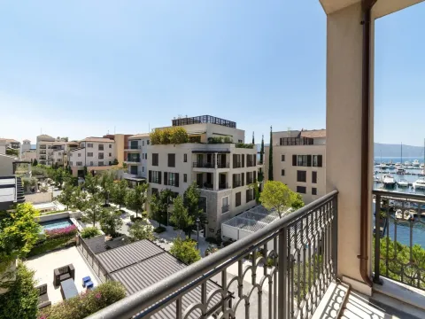 Prodaja, trosoban stan, 228m², Porto Montenegro, Tivat - image 6