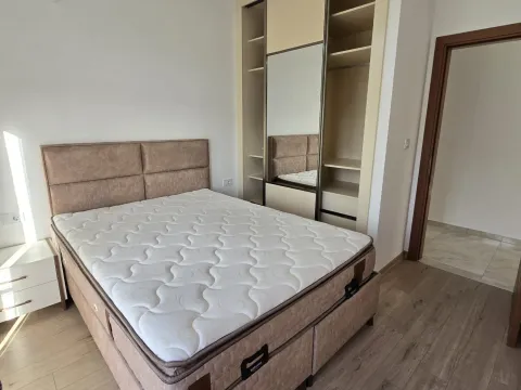 Prodaja, jednosoban stan, 52m², Stari Aerodrom, Podgorica - image 7