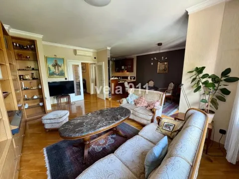 Sale, three bedroom apartment, 91m², Vračar Sve Podlokacije, Beograd