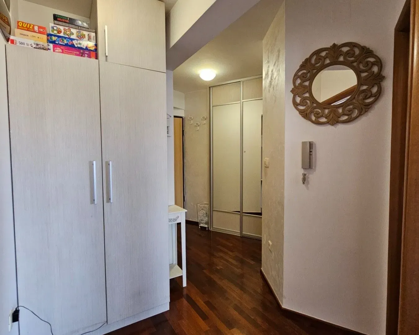 Prodaja, dvosoban stan, 56m², Stari Aerodrom, Podgorica