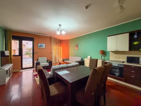 Prodaja, trosoban stan, 85m², Dobrota, Kotor - image 8