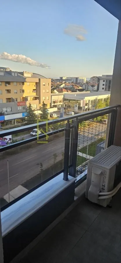 Prodaja, jednosoban stan, 45m², Stari Aerodrom, Podgorica