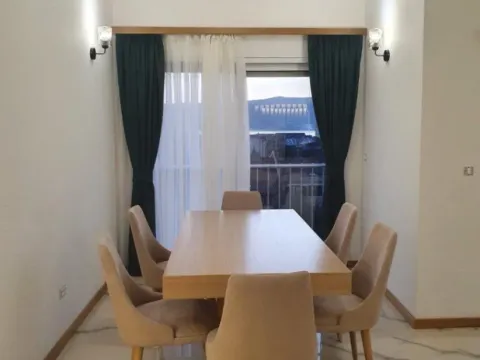 Izdavanje, trosoban stan, 100m², Tivat, Crna Gora - image 8