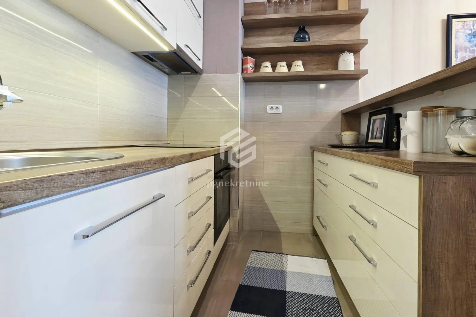 Prodaja, dvosoban stan, 63m², City Kvart, Podgorica
