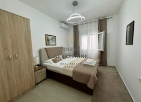 Izdavanje, dvosoban stan, 70m², Bečići, Budva - image 10