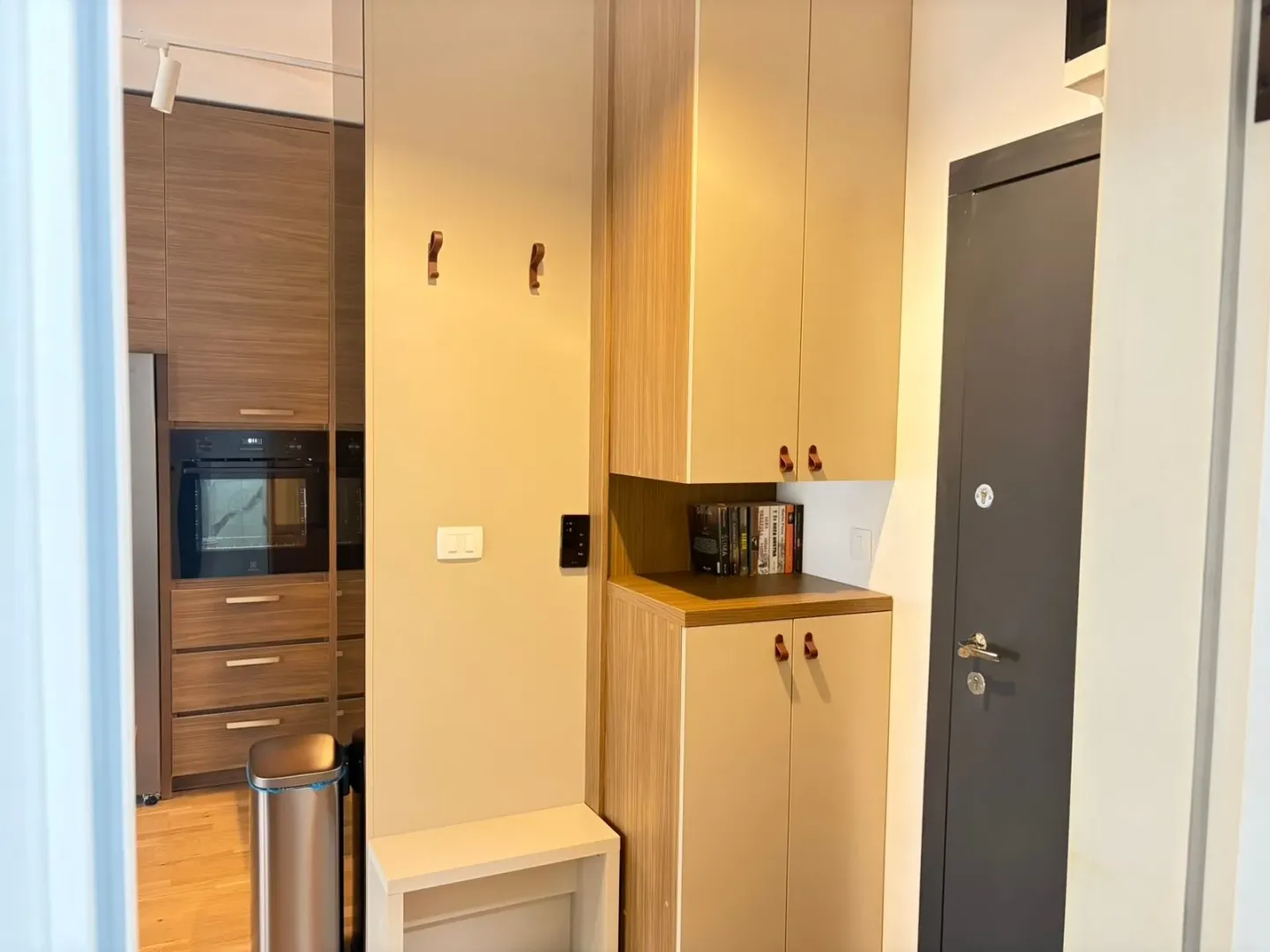 Prodaja, jednosoban stan, 42m², Stari Aerodrom, Podgorica