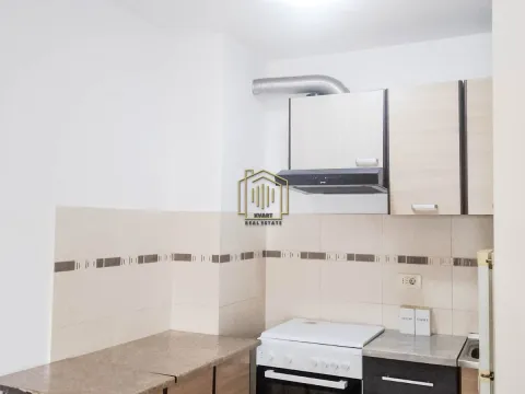 Izdavanje, jednosoban stan, 47m², Stari Aerodrom, Podgorica - image 8